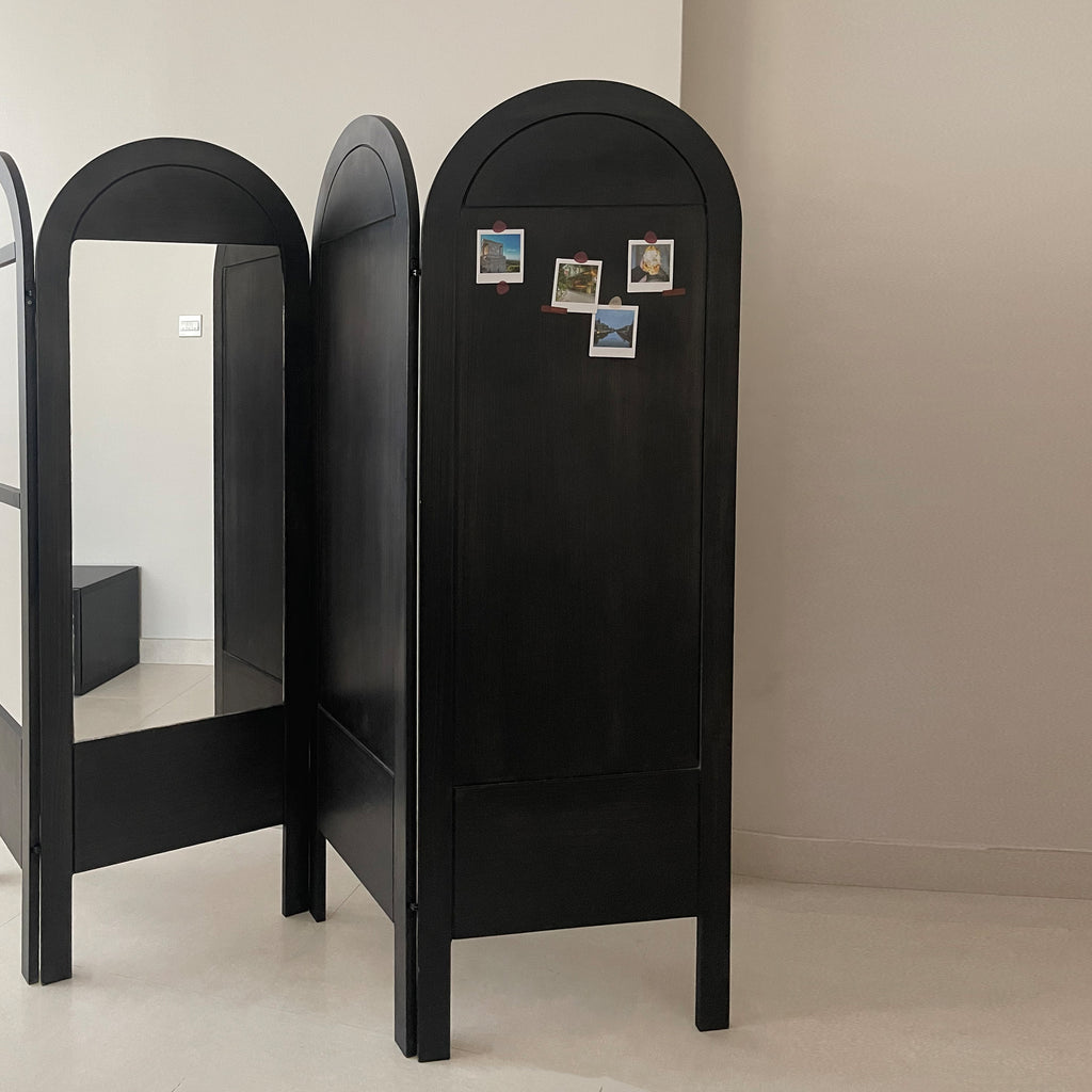 DIVIDER