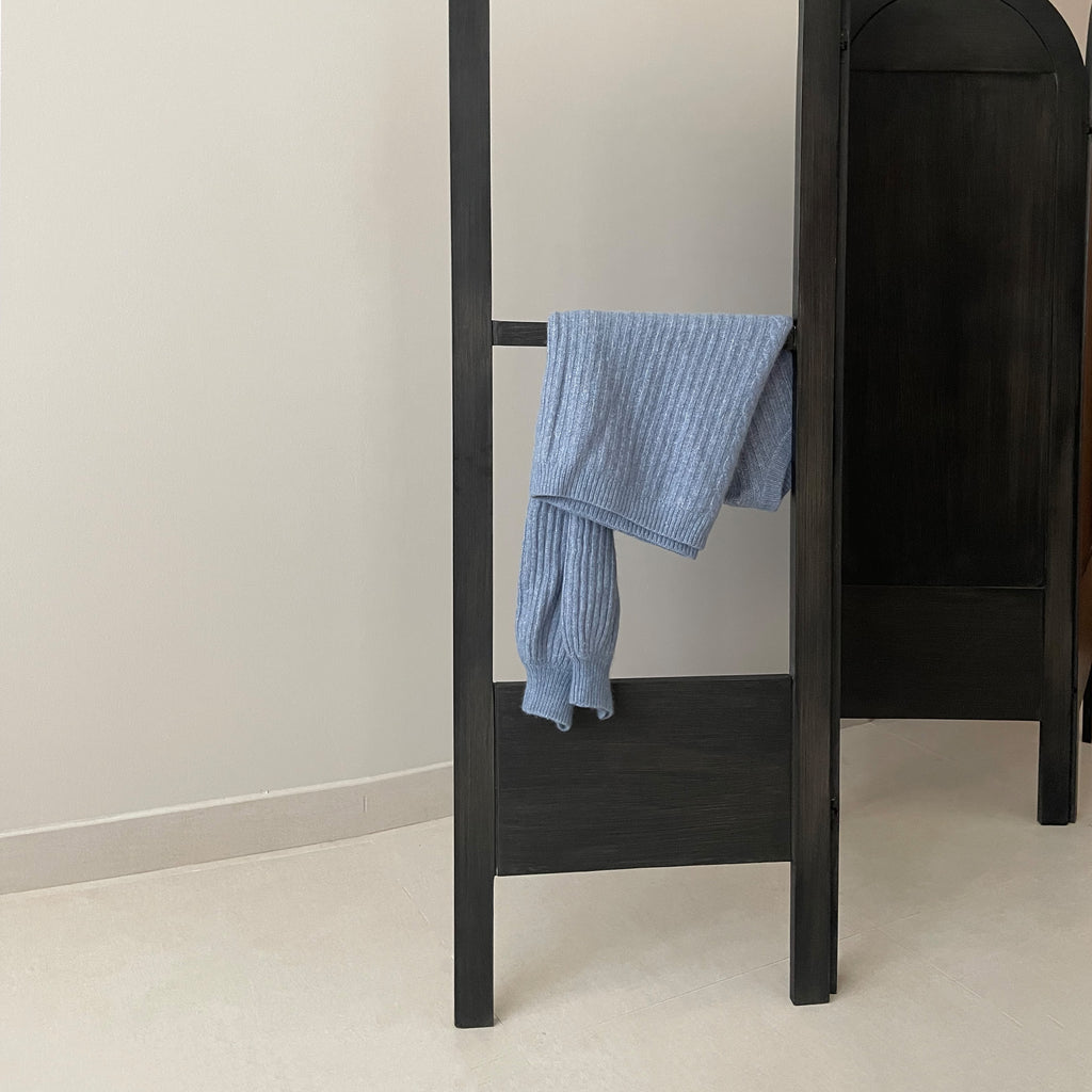 DIVIDER