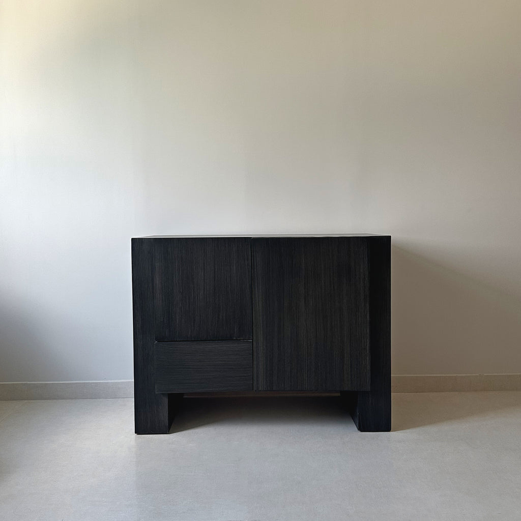 MONOLITH